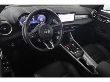 SPOTICAR Alfa Romeo Tonale 1.3t Phev Veloce 280 Pk Adaptieve Cruise Control S Tweedehands - Suv Plugin Hybrid Zwart - Almere - 1200286301_5