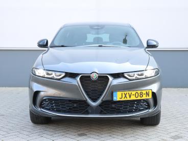 SPOTICAR Alfa Romeo Tonale 1.3t Phev Ti | Navigatie | Achteruitrijdcamera | A Tweedehands - Suv Plugin Hybrid Grijs - De Meern - 1200288403_5