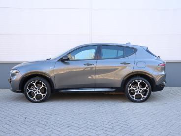 SPOTICAR Alfa Romeo Tonale 1.3t Phev Ti | Navigatie | Apple Carplay/android A Tweedehands - Suv Plugin Hybrid Grijs - De Meern - 1200289411_2