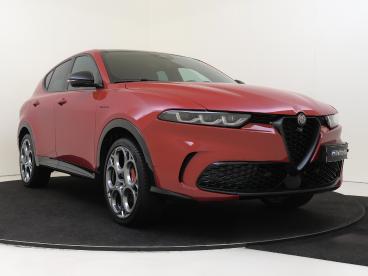 SPOTICAR Alfa Romeo Tonale 1.3t Phev Veloce Tweedehands - Suv Plugin Hybrid Rood - Den Haag - 1200292613_3