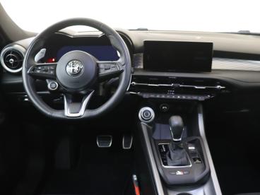 SPOTICAR Alfa Romeo Tonale 1.3t Phev Veloce Tweedehands - Suv Plugin Hybrid Rood - Den Haag - 1200292613_5