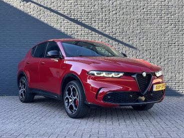SPOTICAR Alfa Romeo Tonale 1.3t Phev Veloce Elektrisch Tot 80km Wltp Range | Tweedehands - Suv Plugin Hybrid Rood - Hengelo - 1200302706_3