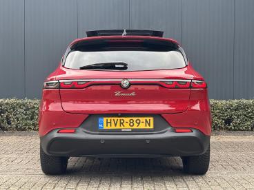 SPOTICAR Alfa Romeo Tonale 1.3t Phev Edizione Business | Schuifdak | Rondomzi Tweedehands - Suv Plugin Hybrid Rood - Baarn - 1200302749_5