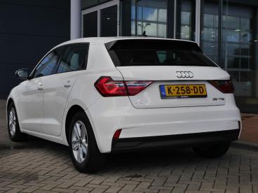 SPOTICAR Audi A1 Sportback 25 Tfsi Pro Line | Carplay | Navigatie | Cruise Co Tweedehands - Hatchback Benzine Wit - Sneek - 1200303503_4