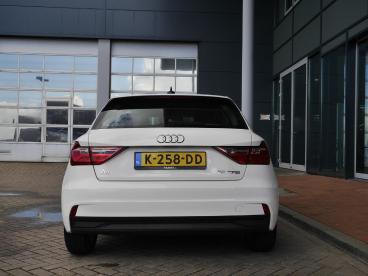 SPOTICAR Audi A1 Sportback 25 Tfsi Pro Line | Carplay | Navigatie | Cruise Co Tweedehands - Hatchback Benzine Wit - Sneek - 1200303503_5