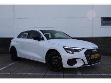 SPOTICAR Audi A3 Sportback 30 Tfsi Business Edition *led Koplampen Tweedehands - Hatchback Benzine Wit - Almere - 1200268576_3