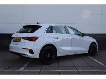 SPOTICAR Audi A3 Sportback 30 Tfsi Business Edition *led Koplampen Tweedehands - Hatchback Benzine Wit - Almere - 1200268576_4