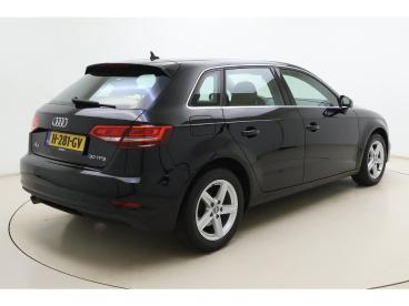 SPOTICAR Audi A3 Sportback 30 Tfsi Pro Line | Navigatie | Parkeerse Tweedehands - Hatchback Benzine Zwart - Leeuwarden - 1200303567_2