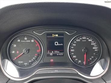 SPOTICAR Audi Q2 30 Tfsi 116pk Pro Line | Climate Control | Navigat Tweedehands - Suv Benzine Zwart - Elst - 1200286247_5