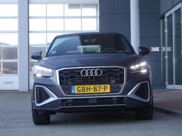 SPOTICAR Audi Q2 35 Tfsi S Edition | Automaat | Digitale Cockpit | Tweedehands - Suv Benzine Grijs - Sneek - 1200288453_3