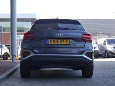 SPOTICAR Audi Q2 35 Tfsi S Edition | Automaat | Digitale Cockpit | Tweedehands - Suv Benzine Grijs - Sneek - 1200288453_4