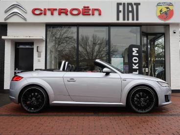 SPOTICAR Audi Tt Roadster 1.8 Tfsi 180pk Pro Line Rs Edition, Rijkl Tweedehands - Cabriolet Benzine Grijs - Ommen - 1200285029_5