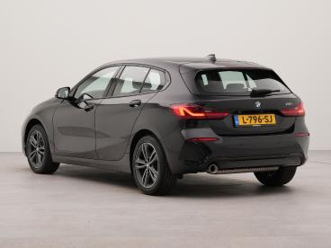 SPOTICAR Bmw Serie 1 16i Executive Edition Automaat | Apple Carplay | N Tweedehands - Hatchback Benzine Zwart - Rotterdam - 1200294755_4