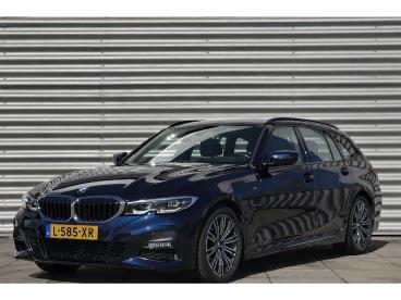 SPOTICAR Bmw Serie 3 Touring (g21) 318i 156pk Automaat Business Edition Tweedehands - Stationwagen Benzine Blauw - Velp - 1200284021_1