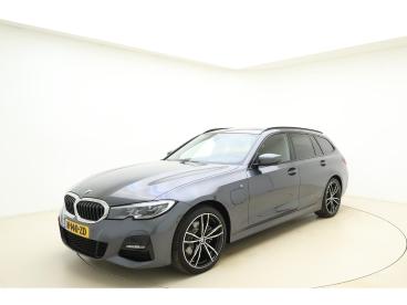 SPOTICAR Bmw Serie 3 Touring 320e Business Edition Plus M Sport | Leder Tweedehands - Stationwagen Plugin Hybrid Grijs - Leeuwarden - 1200286736_1