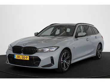 SPOTICAR Bmw Serie 3 Touring 320e M Sport Achteruitrijcamera Head-up St Tweedehands - Stationwagen Plugin Hybrid Grijs - Mijdrecht - 1200295155_1