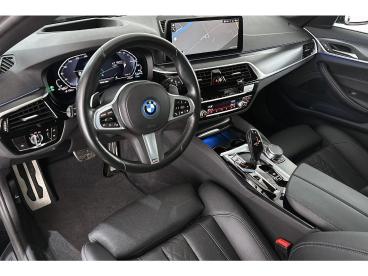 SPOTICAR Bmw Serie 5 Touring 530e M Sport Panoramadak Laser Harman Kard Tweedehands - Stationwagen Plugin Hybrid Zwart - Mijdrecht - 1200283629_5