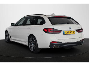 SPOTICAR Bmw Serie 5 Touring 530e M Sport Trekhaak Adaptieve Cruise Con Tweedehands - Stationwagen Plugin Hybrid Wit - Mijdrecht - 1200296884_4