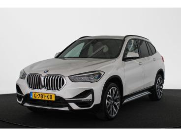 SPOTICAR Bmw X1 Sdrive20i Vdl Nedcar Edition Sportstoelen Head-up Tweedehands - Suv Benzine Wit - Mijdrecht - 1200285974_1