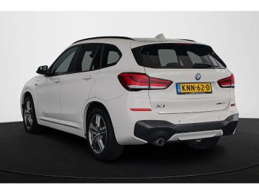 SPOTICAR Bmw X1 Xdrive25e M Sport Sportstoelen Stoelverwarming App Tweedehands - Suv Plugin Hybrid Wit - Mijdrecht - 1200297394_4