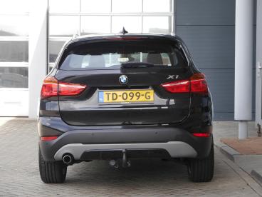 SPOTICAR Bmw X1 Sdrive18i Executive | Automaat | Trekhaak | Camera Tweedehands - Suv Benzine Zwart - Sneek - 1200297433_5