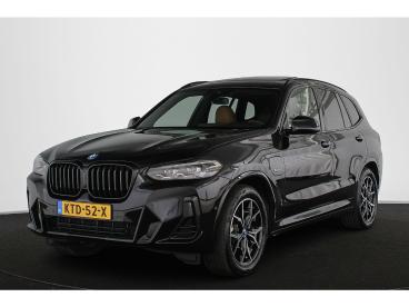SPOTICAR Bmw X3 Xdrive30e M Sport Panoramadak Stuur-stoelverwarmin Tweedehands - Suv Plugin Hybrid Zwart - Mijdrecht - 1200300456_1