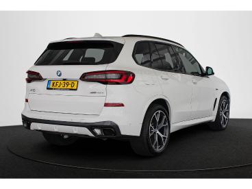 SPOTICAR Bmw X5 Xdrive45e M Sport Panoramadak Keyless Trekhaak 360 Tweedehands - Suv Plugin Hybrid Wit - Mijdrecht - 1200290625_3