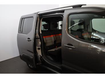 SPOTICAR Citroën Berlingo Pt 130 Shine Xtr Automaat-8 Camera | Sensoren | Ca Tweedehands - Mpv Benzine Grijs - 's-gravenzande - 1200296024_2
