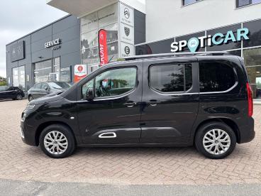 SPOTICAR Citroën Berlingo Shine 1.2 Turbo130 S&s Eat8 Automaat Head Up Displ Tweedehands - Mpv Benzine Zwart - Krimpen Aan Den Ijssel - 1200296806_2