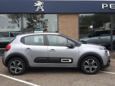 SPOTICAR Citroën C3 1.2 Puretech 83pk S&s Plus Navigatie | Apple Carpl Tweedehands -  Benzine Grijs - Zierikzee - 1200278289_2