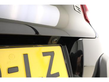 SPOTICAR Citroën C3 1.2 Puretech Feel Edition | 83pk | Navigatie | Ach Tweedehands -  Benzine Zwart - Leeuwarden - 1200278693_3