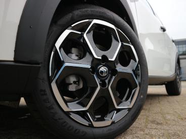 SPOTICAR Citroën C3 1.2 Turbo 100pk Max / Voorraad Voordeel / Navigati Tweedehands -  Benzine Wit - Hilversum - 1200279564_4