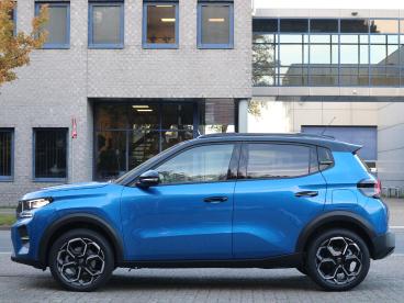 SPOTICAR Citroën C3 1.2 Hybrid 110pk Max / Apple Carplay / Navigatie / Tweedehands -  Hybride Blauw - Hilversum - 1200281413_2