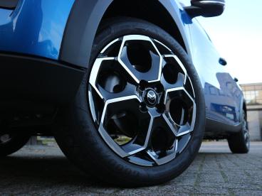 SPOTICAR Citroën C3 1.2 Hybrid 110pk Max / Apple Carplay / Navigatie / Tweedehands -  Hybride Blauw - Hilversum - 1200281413_4