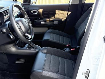 SPOTICAR Citroën C3 1.2 Puretech Shine 110 Pk Automaat | Navigatie | C Tweedehands -  Benzine Wit - Velp - 1200288280_4