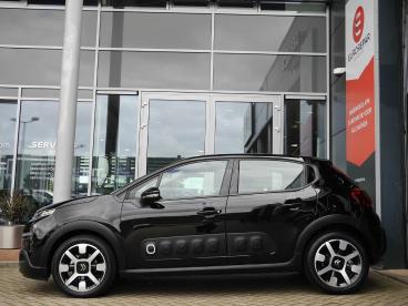 SPOTICAR Citroën C3 1.2 Puretech S&s Shine | Unieke Km.stand | 1e Eige Tweedehands -  Benzine Zwart - Sneek - 1200301290_2
