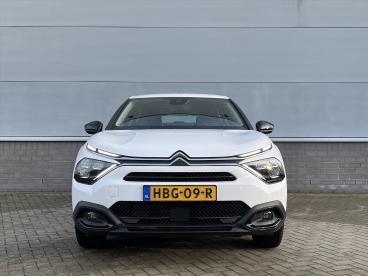 SPOTICAR Citroën C4 1.2 130 Pk Automaat Feel Pack | Sensoren & Camera Tweedehands - Hatchback Benzine Wit - Doetinchem - 1200264100_2