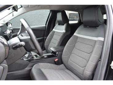 SPOTICAR Citroën C4 Puretech 130 Shine Navi | Airco | Camera Achter | Tweedehands - Suv Benzine Zwart - Waalwijk - 1200290580_2