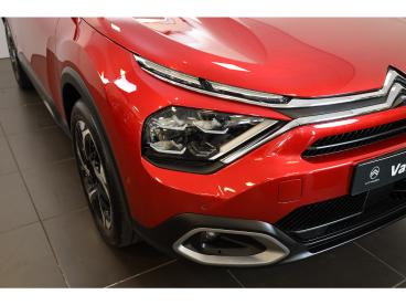 SPOTICAR Citroën C4 Pt 130 Shine Automaat-8 Panoramadak | Hifi | Adapt Tweedehands - Suv Benzine Rood - 's-gravenzande - 1200301741_4