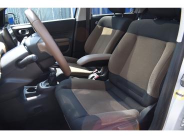 SPOTICAR Citroën C4 Cactus Puretech 82 Shine | Navigatie | Airconditioning Ec Tweedehands - Suv Benzine Wit - Waalwijk - 1200294754_2