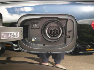 SPOTICAR Citroën C5 X 1.6 Plug-in Hybrid 225 Business Plus / Stoelverwar Tweedehands - Stationwagen Plugin Hybrid Zwart - Hilversum - 1200276610_5