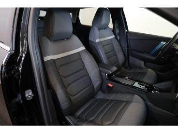 SPOTICAR Citroën C4 E-c4 Shine 50 Kwh Leer | Stoelverwarming | Camera Etc Tweedehands - Suv Elektrisch Zwart - 's-gravenzande - 1200301734_4