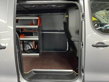 SPOTICAR Citroën Jumpy E-jumpy Gb Xl Elektromotor 75kwh 3-zits Club Navigatie | C Tweedehands - Bedrijfswagen Elektrisch Grijs - Zierikzee - 1200255523_4