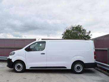 SPOTICAR Citroën Jumpy E-jumpy L3 75 Kwh | Tot 8 Jaar Garantie | Camera | Navi In Tweedehands - Bedrijfswagen Elektrisch Wit - Alphen Aan Den Rijn - 1200297775_2
