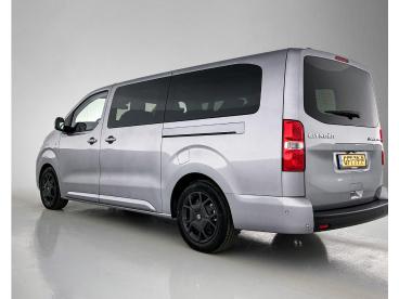 SPOTICAR Citroën Spacetourer E-spacetourer Ev Xl 75 Kwh 156 Pk | Navigatie | Achteruitrijcame Tweedehands -  Elektrisch Grijs - Eindhoven - 1200268572_5