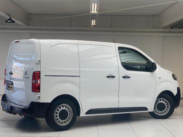 SPOTICAR Citroën Jumpy 1.5 Bluehdi 120 Xs Club Trekhaak | Navigatie | Ach Tweedehands - Bedrijfswagen Diesel Wit - Alphen Aan Den Rijn - 1200289942_4