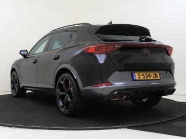 SPOTICAR Cupra Formentor 1.4 E-hybrid 245pk Performance Camera | Apple Carp Tweedehands - Suv Plugin Hybrid Zwart - Naaldwijk - 1200292674_4