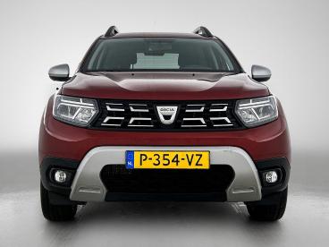 SPOTICAR Dacia Duster 1.3 Prestige 150pk Automaat | Navigatie | Climate Tweedehands - Suv Benzine Rood - Oirschot - 1200283897_4