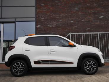 SPOTICAR Dacia Spring Expression 27 Kwh | Achteruitrijcamera | Parkeerse Tweedehands - Hatchback Elektrisch Wit - Sneek - 1200287455_2