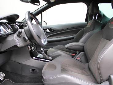 SPOTICAR Ds Ds 3 1.2 Puretech Performance Line | Navi / Camera / Cl Tweedehands -  Benzine Zwart - Tiel - 1200265492_3